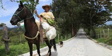 Gobierno Nacional promueve trabajo conjunto con Guaviare para reducir los siniestros viales en el departamento