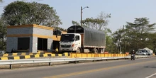 Supertransporte formuló cargos contra 16 concesionarios y contratistas por presuntas inconsistencias en 24 estaciones de pesaje de camiones 