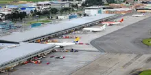 La reactivación aérea no se detiene: Aeronáutica Civil ha aprobado 32 nuevas rutas internacionales y 15 nacionales desde reinicio de las operaciones aéreas