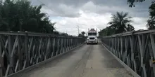 Gobierno nacional le cumple a Arauca al habilitar tránsito en vía Fortul – Saravena con instalación de puente metálico semipermanente