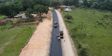 Comenzó pavimentación del corredor vial El Retorno - Calamar, un anhelo del departamento de Guaviare