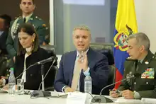 Presidente Duque firma decreto que extiende hasta junio de 2020 la  internación de vehículos en frontera con Venezuela