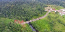 1Sólo faltan 200 metros para terminar la Vía La Espriella – Río Mataje, en la frontera con el Ecuador
