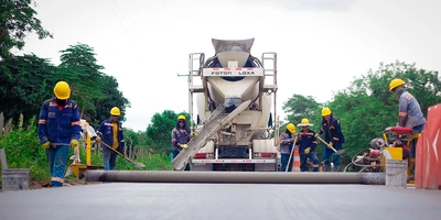 Avance de 45,44% registran obras de pavimentación de la vía Santa Lucía – Moñitos, en el departamento de Córdoba
