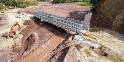 Finalizó instalación del segundo puente metálico en El Tarrita, Norte de Santander; se trabaja en las rutas de acceso a la estructura para superar emergencia