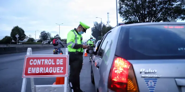 Sector Transporte invita a los colombianos durante las celebraciones de fin de año a respetar las señales de tránsito y no exceder los límites de velocidad
