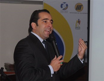 El viceministro de Transporte - Felipe Targa